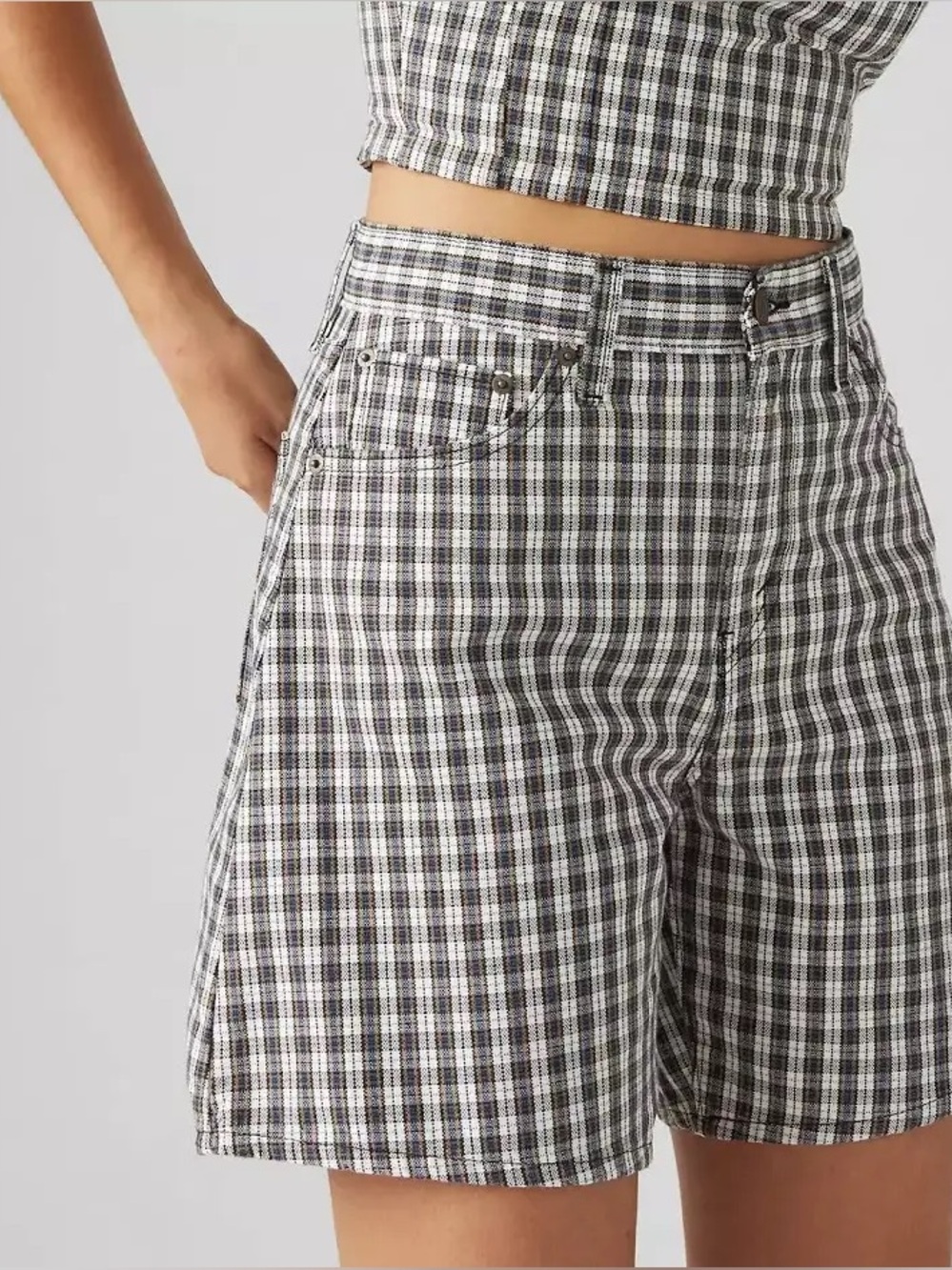 Levi’s High Rise Baggy Shorts